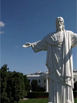 A first look at the completed 200-foot statue of Jesus on the White House lawn—a powerful symbol that no matter who holds office, Christ reigns forever! HIS presence now stands at the heart of the nation. ✝️🇺🇸 #JesusInAmerica #OneNationUnderGod #ChristIsKing #FaithInGovernment #RevivalIsHere #AmericaForJesus #GodsPlan #HolyMonument #ChristianCommunity #JesusSaves #FaithOverFear #PrayForAmerica #PraiseTheLord #ChristianUnity