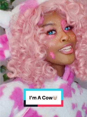 I’m Not A Cat I Don’t Say Meow🐈‍⬛#strawberrycow #strawberrycowcosplay #kawaiicosplay #cuteaesthetic #pastelcosplay #cowprint #cosplaycute #cosplayaesthetic #cosplayfun #kawaiivibes #kawaii #animecosplay #valentinesdaycountdown #valentinesday2025 #28daysofblackcosplay #valentinecosplay #valentinesaesthetic #cutecosplay #pinkcosplay #valentineseason 