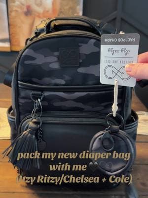 I’m in love with Chelsea and her home style and I looove this! & when my husband carrys it, it it’s not super girly at all 🖤🥰 @Itzy Ritzy  @Cole DeBoer  @Chelsea DeBoer #itzyritzydiaperbag#itzyritzy#packmydiaperbag#inlove#new#milliemoon#honest#diapers#wipes#baby#babymusthaves#chelseaandcoledeboer 