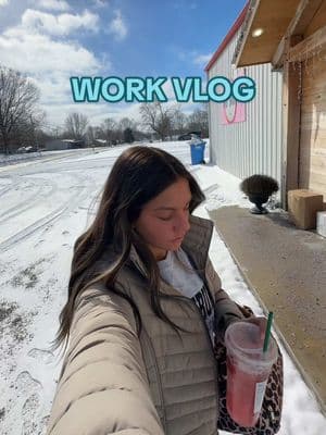 come to work with me in the snow 🫶🏼📦❄️☕️👜 #workvlog #dayinmylife #workdayinmylife #cometoworkwithmevlog #worklife #retailassociate #fypppp #workroutine #boutique #workwithme #boutiqueretailwork #workmotivation #thursdayworkday #snowday #relatable #retaillife #retailworker #wintervibes #foryoupage #creatorsearchinsights #retailgirly #salesassociate 