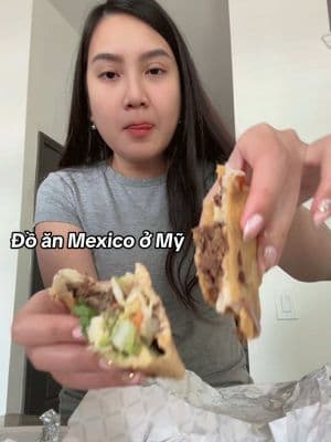 Trưa nay ăn đồ ăn Mexico nha. Ở Texas đồ ăn Mễ ngon lắm luôn. Mình hay ăn taco ở La Salsa Verde. Bình thường hay ăn taco mà hôm nay đổi món ăn thử Tostada với lại Gordita nha!  #anhsjournal #mexicanfood #tacos #tostadas #gordita #texas #dallas #foodtiktok #hiddengems 