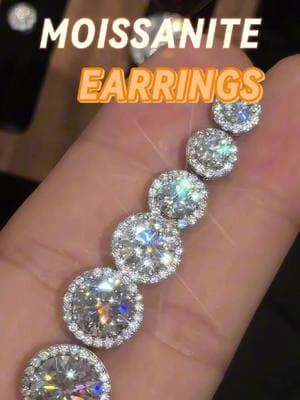 Moissanite earrings #moissanite #foryou #fyp #tiktok #trending #fashiontiktok #jewelry #mademebuyit #925sterlingsilver #earrings #silverearrings  #ucciyojewelry #unleashyourgame 