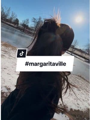 Brrrr ❄️🥶 Where’s my margarita! #Running #halfmarathontraining #coldrun #oklahoma #february #margaritaville #margarita 