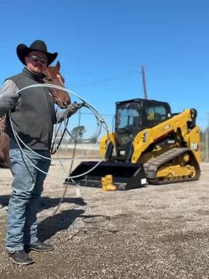 rodeo video… coming soon! #construction #cat #mustangcat #heavyequipment #catdealer #mustang #machinery #houstontx #compacttrackloader #compactmachine #foryoupage #rodeotok #houstonlivestockshowandrodeo 