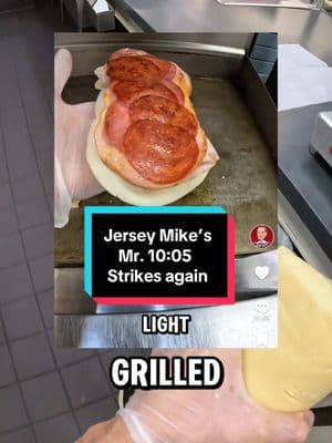 #jerseymikes #fyp #Foodie #pov #asmr #viral #italian #yum #CapCut 