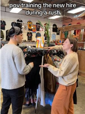 KEEP HOLDING MY HAND🗣️  #ecologievintage #ecologie #vintage #fashion #secondhand #sustainable #sustainablefashion #shopsecondhand #thrift #SmallBusiness #supportsmallbusiness #shoplocal #style #kennesaw #atlanta #atl #ksu #kennesawstateuniversity #georgia 