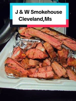 Trying the BEST BARBECUE in CLEVELAND 🔥‼️ J&W Smokehouse Cleveland,Ms  #mississippirestaurants #mississippieats #mississippifood #foodreview #foodcritic #hiddemgem #barbecue 