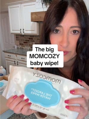 Yes, it cleans with one wipe and extra strong! #momcozy #momcozywipes #babywipes #waterwipes #TikTokShop #fyp #fypシ 