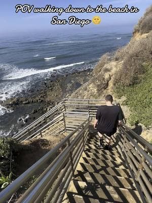 Sunset cliffs is unreal, here’s a little sneak peak into our vlog that’s coming out later this weekend💕  #sunsetcliffs #sandeigo #beach #pacificocean #pacificcoast #travel #fyp 