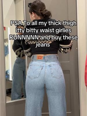 When I tell you I’ve never worn a pair of jeans that have no waist gap andddddd still snatch me in!! #target #gymgirls #jeans #jeanshack #gymproblems #thickthighessaveslive #gymgirlproblems #fyp #relateable #nowaist 