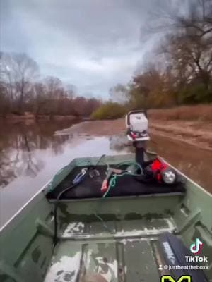 Thanks to @justbeattheboxx  for uploading this Feather Lite surface drive mud motor vid! #mudmotor #mudmotors #mudboat #mudboats #surfacedrivemudmotor #surfacedrivemudmotors  #surfacedrives  #MudMotors #MudBoating #OutboardLife #MudMotorLove #SwampRiders #MudBoatLife #OutboardEngines #ShallowWaterFishing #MudMotorAdventures #BoatLife #FishingBoats #DuckHunting #FlatsFishing #HuntingSeason #ShallowWater #BoatBuilding #OutdoorLife #MudMotorGang #BoatRepair #MuddyWaters #SaltwaterFishing #FreshwaterFishing #WaterfowlHunting