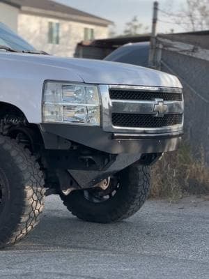 Valance and 3-piece skit plate combo 👌 #westfab #DIY #fyp #prerunner #prerunnersoftiktok #prerunner_nation #fiberwerx #socal #kingshocks #terracrew #fabrication #welding #trophytruck #socal #california #chevyprerunner #silveradoprerunner #silverado1500 