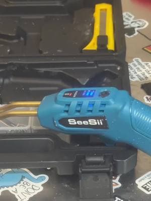 @SEESII Tools @Seesii Power Tools #plasticwelder #cordless #rechargable #hotstaples #plasticmender #stitchworkforplastic #surgeonsoftiktok #plasticsurgery #fortheguys #forhim #forher 