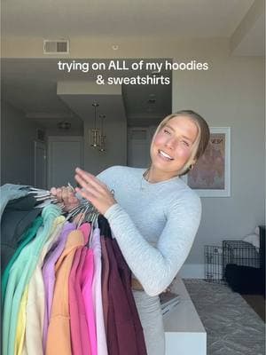 CLOSET CLEAN OUT! // hoodies & sweatshirts! everything is on my poshmark🫶🏼 #closetcleanout #clothes #tryon #hoodiecollection #sweatshirts 