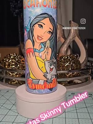 Pocahontas 20 oz Skinny Tumbler  Disponible en mi tienda en Etsy #monsecrafts #tiktok #viraltiktok #viral_video #crafting #fypツ #foryou #beautifulgif #skinitumbler #disney #princess #pocahontas 