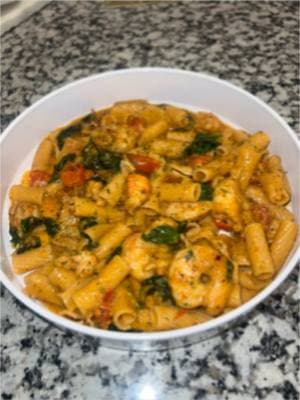 Protein packed shrimp and lobster pasta #tiktok #fyp #foryoupage #pasta #healthypasta #proteinpasta 