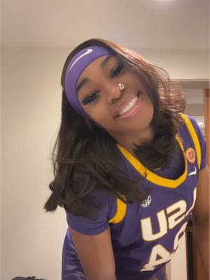 So mfin Girl- la-la-laaaaa😍👸🏾#fypシ #foryoupage #d1athlete #lsu #wbb #neesah #24 #neesthabeast #contento #pretty 