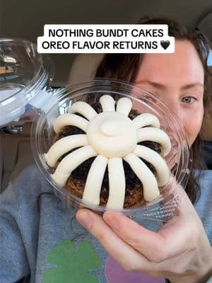 NOTHING BUNDT CAKES OREO FLAVOR RETURNS! this is my favorite, have you ever tried it? @Nothing Bundt Cakes @OREO #nothingbundtcakes #oreo #newfood #fastfood #dessert #cake #cookiesandcream #oreocake #bundtcake #nothingbundtcake #snack #creamcheesefrosting #tastetest #foodreview #cookies #oreocookies #vanillacake #newfoods #snackreview #morganchomps 