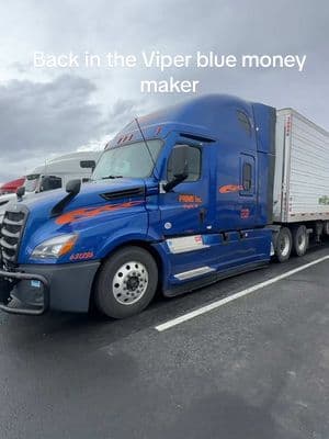 Back in the OG blue frieghtshaker, and update on my new truck order #primeinc #truckertok #slcutah #reefergang #western11 #trainer #cdltest #fyp  