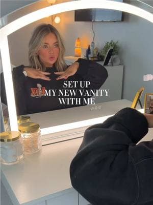 LINK IN BIO… under “makeup artist MUST HAVES”✨🤍 so so obsessed… worth every single penny!!!  #vanitymirror #makeupartist #mua #beauty #Lifestyle #fyp #foryou #foryoupage #makeupvanity #travelingmakeupartist 